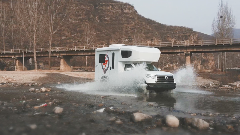 自由炮房車，讓旅行更自由